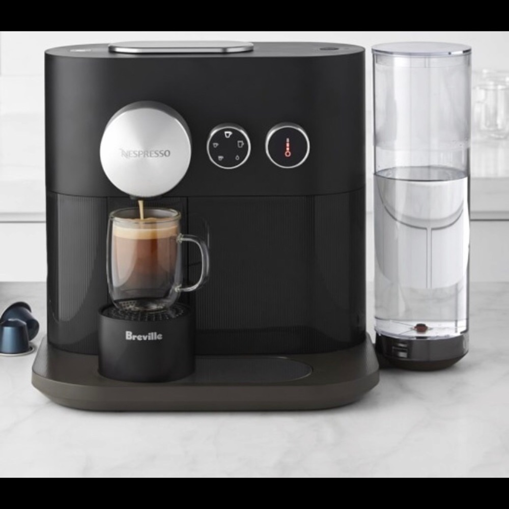 SOLD!!! 💕 Nespresso Espresso Machine